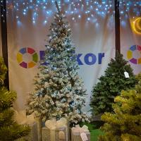 300cm karlı (flocked) yılbaşı ağacı